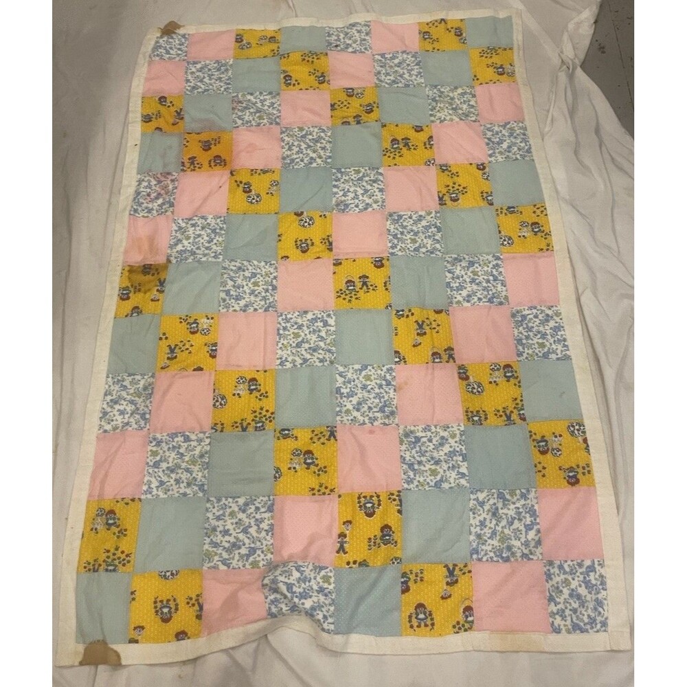Vintage Homemade Crib Baby Patchwork Quilt Raggedy Ann Andy 33”x 50”